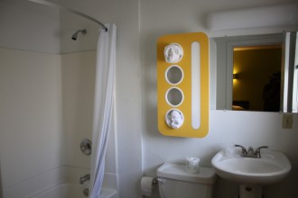 Bermuda Palms Hotel - Updated Bathrooms At The Bermuda Palms Hotel In San Rafael